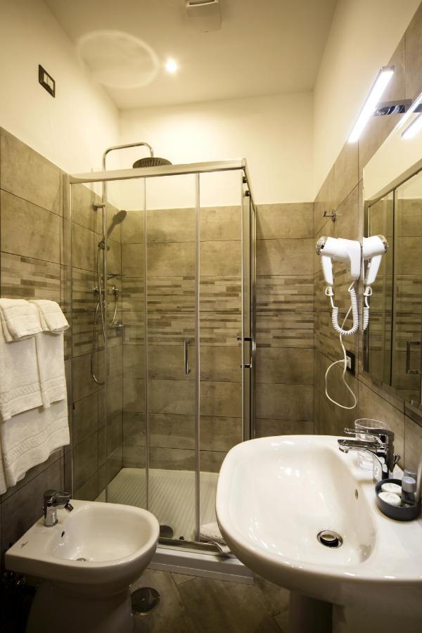 רומא Residenza Tupini, S.Pietro Suites מראה חיצוני תמונה